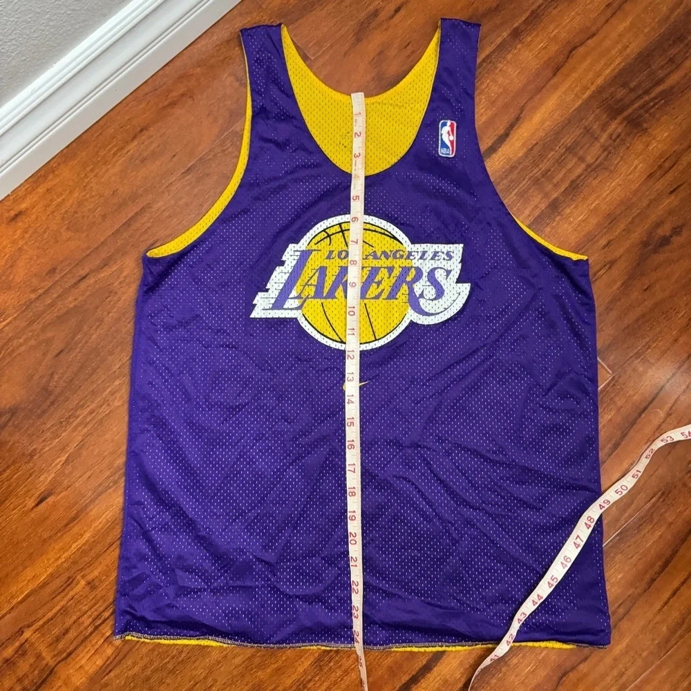 Nike Los Angeles Lakers Vintage Reversible Warm Up Jersey Size Medium - Picture 8 of 8